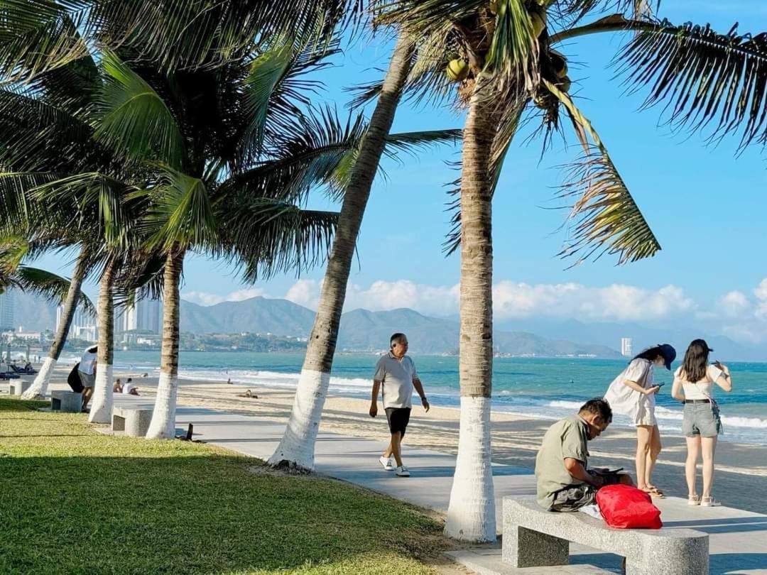 Beachfront Scenia Bay Apartment Nha Trang Exterior foto