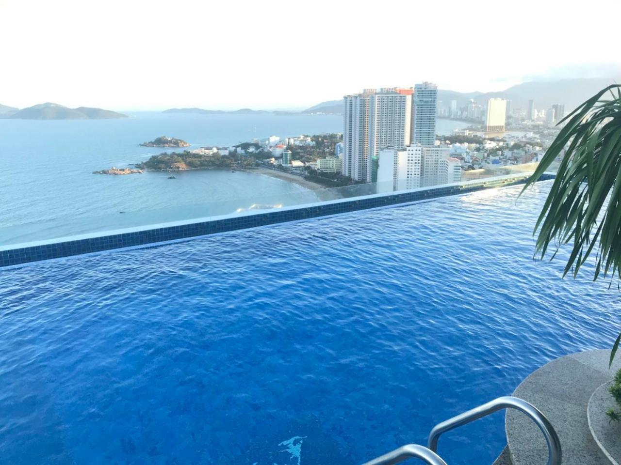 Beachfront Scenia Bay Apartment Nha Trang Quarto foto