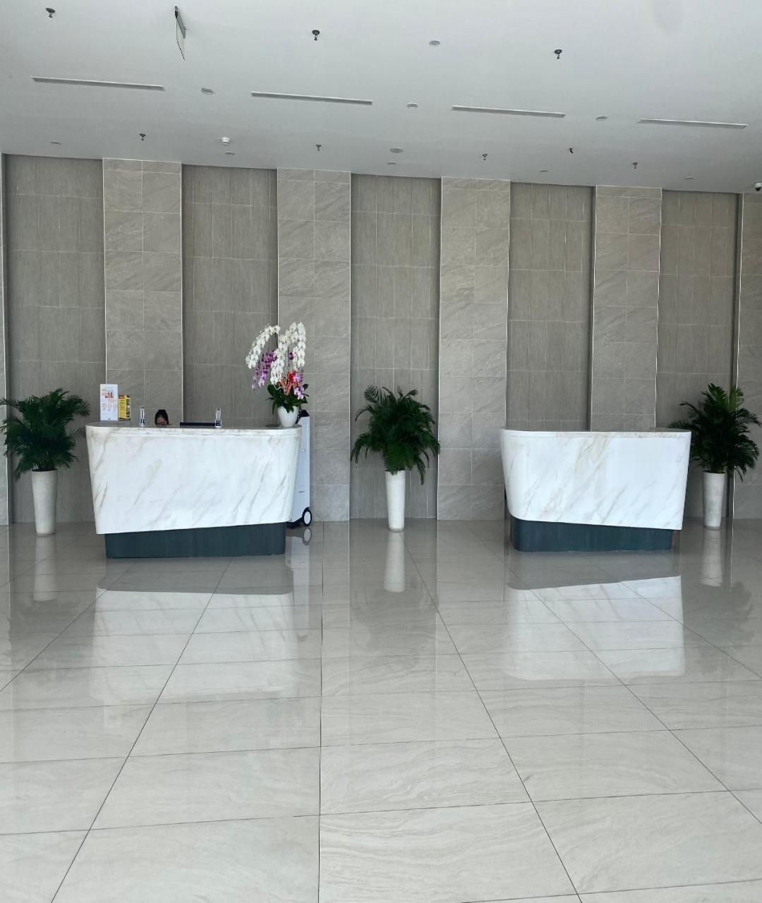 Beachfront Scenia Bay Apartment Nha Trang Exterior foto